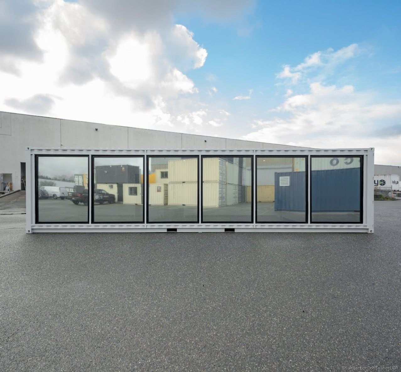 40 x 10 SALES CENTRE